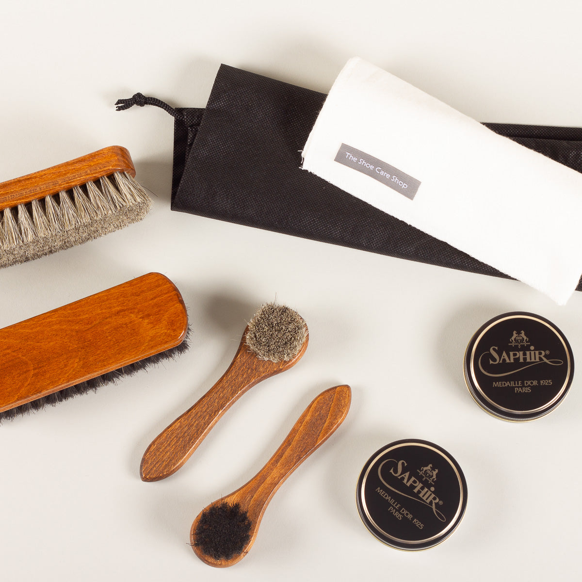 Saphir Médaille d'Or Shoe care set - shoe wax