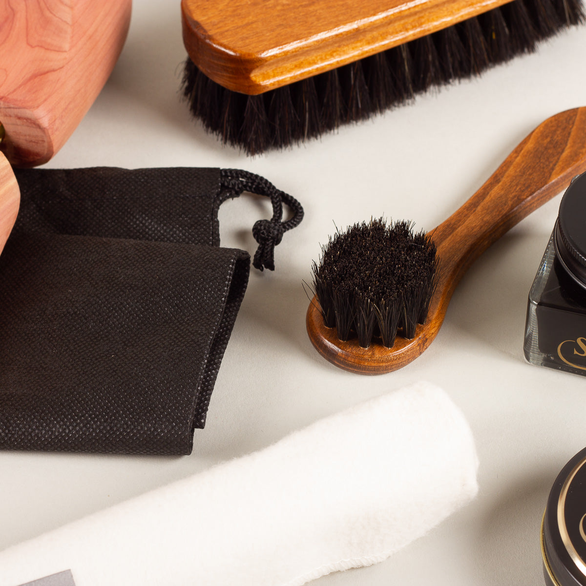 Saphir Médaille d'Or Shoe care starters set - deluxe